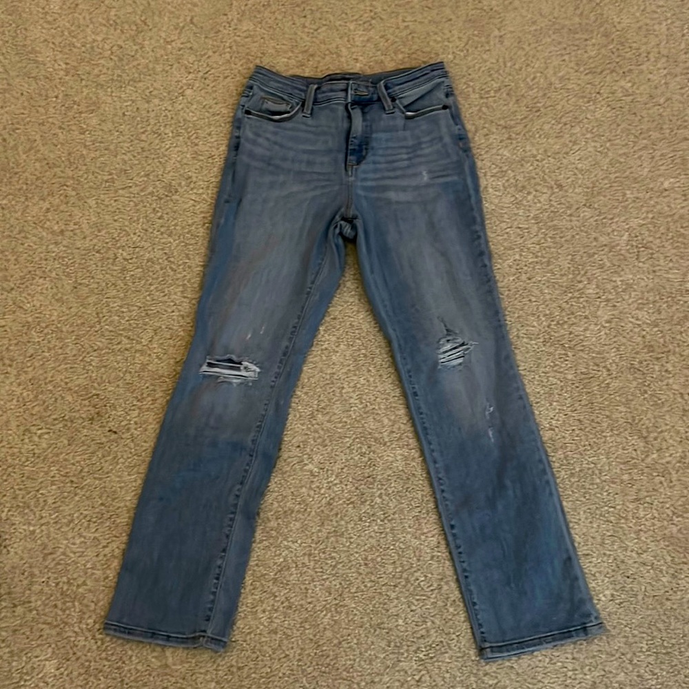 light wash jeans